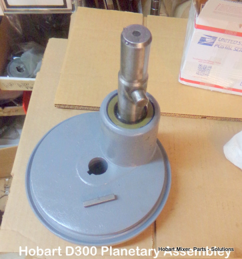 Hobart D300 Mixer Rebuilt Planetary Unit Complete with new Bearings & Seal Old Number 88730-1 New Nu